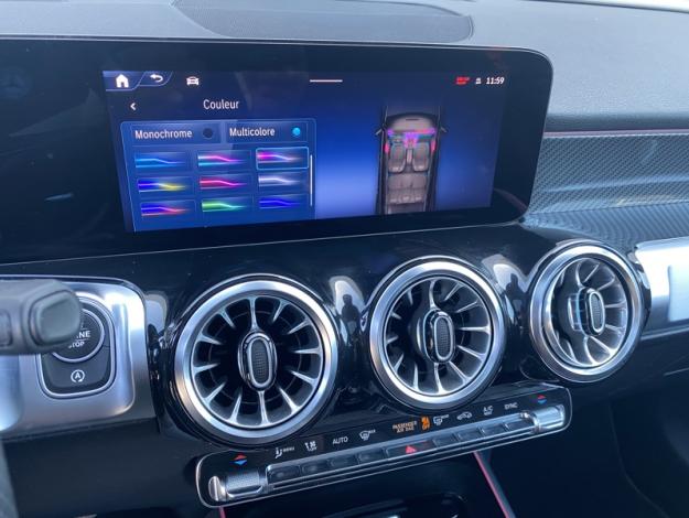 MERCEDES-BENZ GLB 200 d AMG Line  