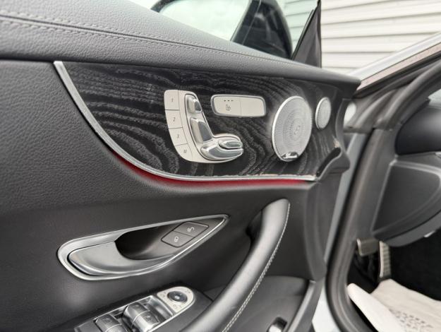MERCEDES-BENZ Classe E Coupé E 300 Coupé Fascination  