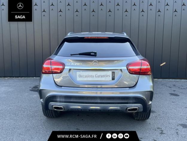 MERCEDES-BENZ GLA 200 Fascination  