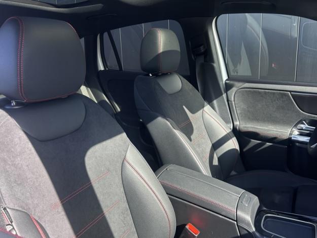 MERCEDES-BENZ GLA 180 d Edition 140  GLA 180 d Edition 140