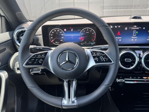 MERCEDES-BENZ Classe A 180 Progressive Line  Classe A 180 Progressive Line