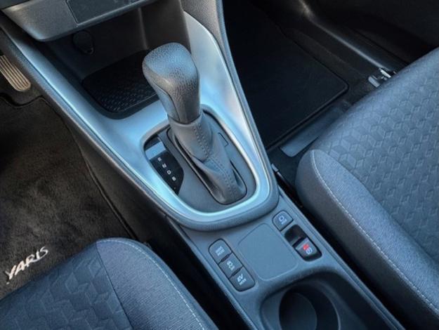 TOYOTA Yaris 1.5 116h Design  