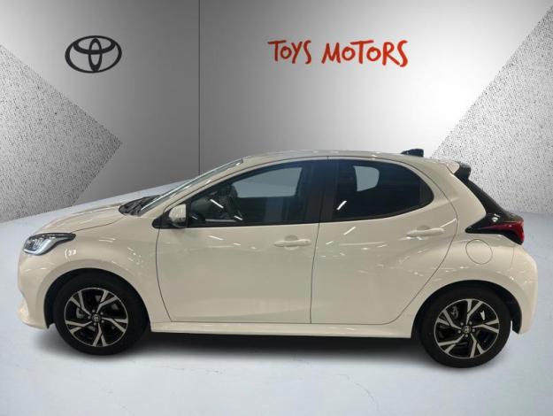 TOYOTA Yaris 116h Design  