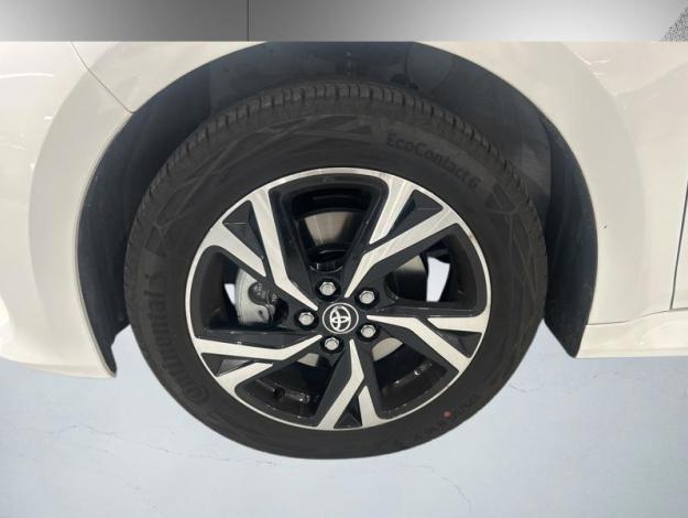 TOYOTA Yaris 116h Design  