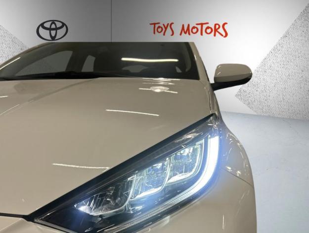 TOYOTA Yaris 116h Design  