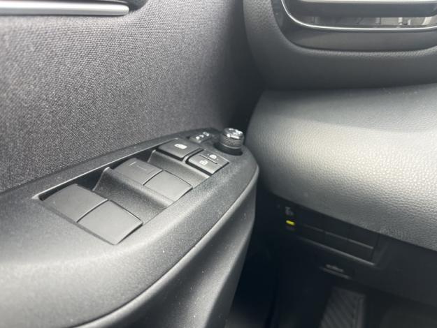 TOYOTA Yaris Cross 116h Design   