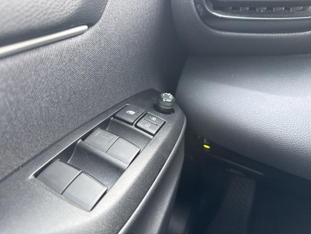 TOYOTA Yaris 116h Dynamic  