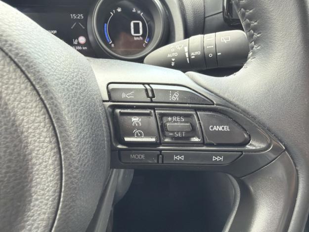 TOYOTA Yaris Cross 116h Design AWD cargo   