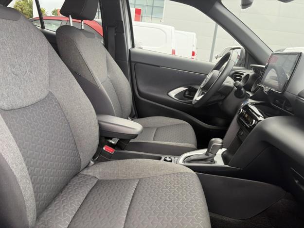 TOYOTA Yaris Cross 116h Design AWD cargo   