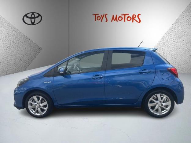 TOYOTA Yaris 100h Attitude  
