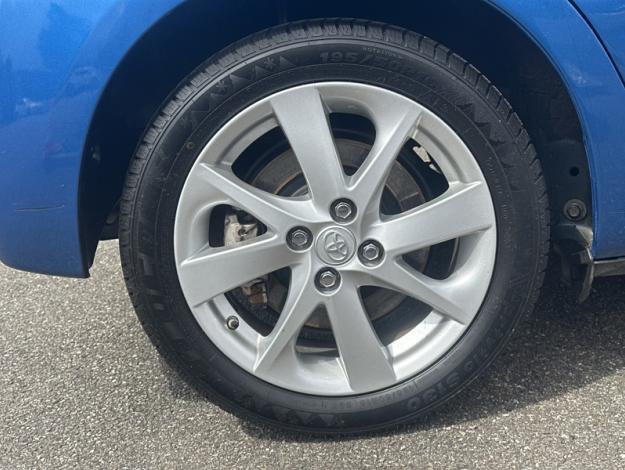 TOYOTA Yaris 100h Attitude  