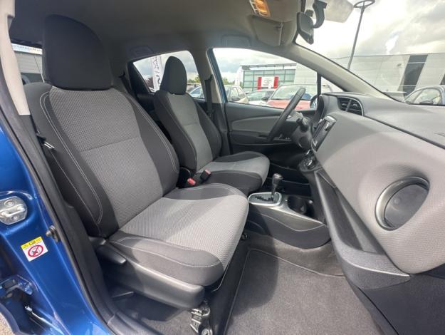 TOYOTA Yaris 100h Attitude  