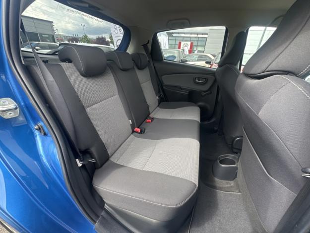 TOYOTA Yaris 100h Attitude  
