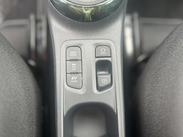 TOYOTA Aygo X Hybride 116h Collection  AYGO X 116H COLLECTION MC26