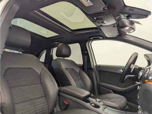 MERCEDES-BENZ Classe B B 180 d Fascination  