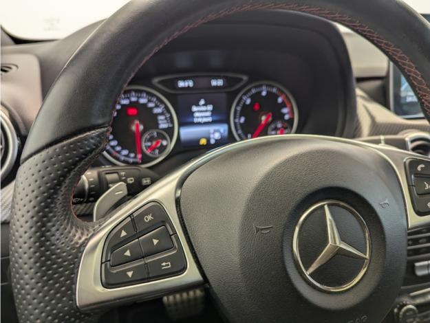 MERCEDES-BENZ Classe B B 180 d Fascination  