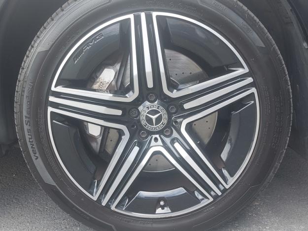 MERCEDES-BENZ GLC SUV GLC 220 d 4MATIC AMG Line  GLC 220 d 4MATIC AMG Line