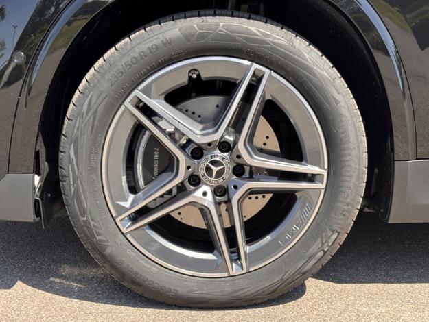 MERCEDES-BENZ GLA 180 d Edition 140  GLA 180 d Edition 140