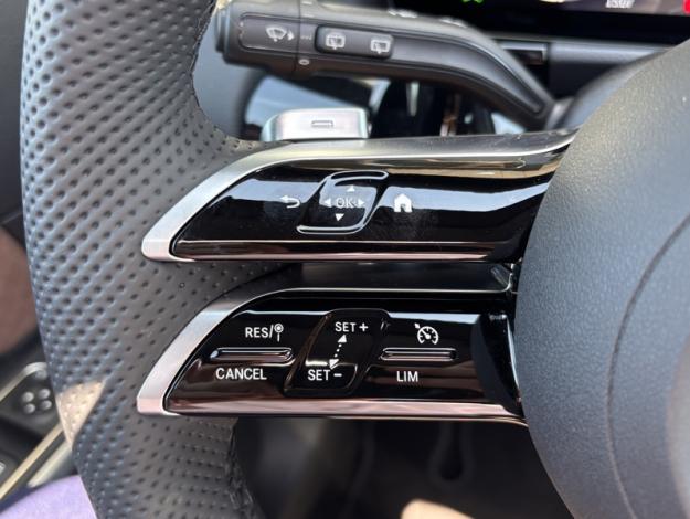 MERCEDES-BENZ GLA 180 d Edition 140  GLA 180 d Edition 140