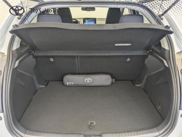 TOYOTA Yaris Hybride 116h Design  Pack