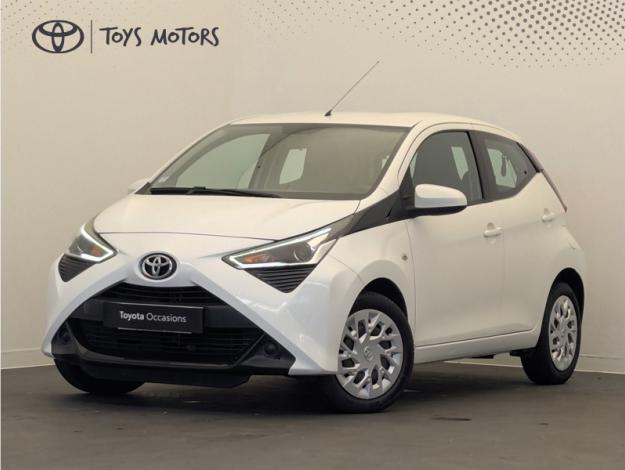 TOYOTA Aygo 1.0 VVT-i x-play  