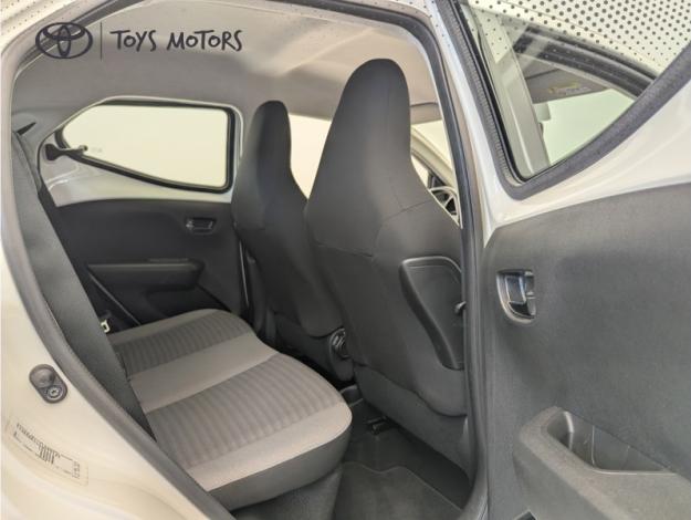 TOYOTA Aygo 1.0 VVT-i x-play  