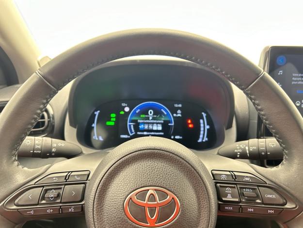 TOYOTA Yaris Hybride 116h Design  1.5 116 ch 