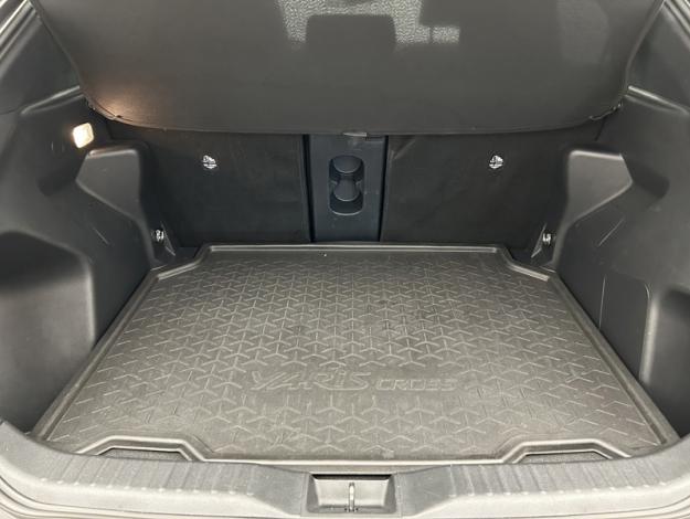 TOYOTA Yaris Cross 1.5 HYBRID 116H DESIGN CARGO  