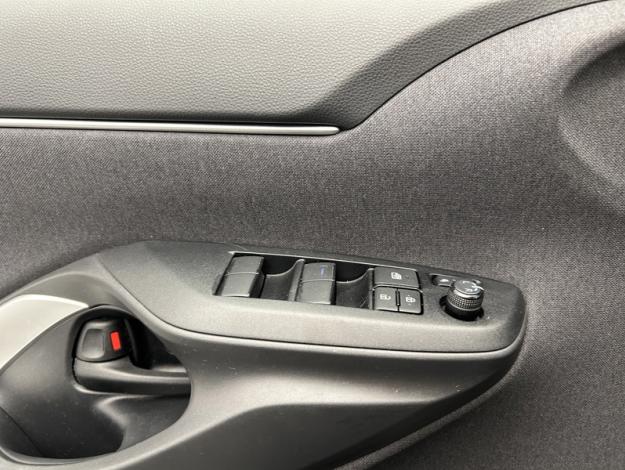 TOYOTA Yaris Cross 1.5 HYBRID 116H DESIGN CARGO  