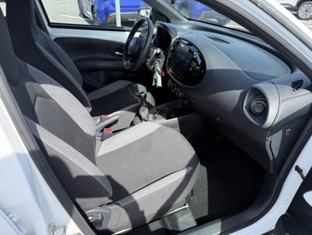 TOYOTA Aygo X 1.0 VVT-i 72 Dynamic  