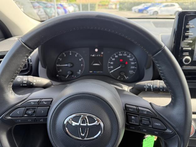 TOYOTA Yaris 70 VVT-i Dynamic  