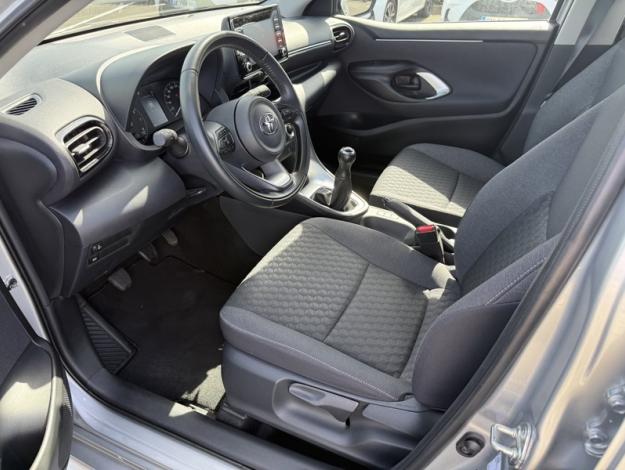 TOYOTA Yaris 70 VVT-i Dynamic  