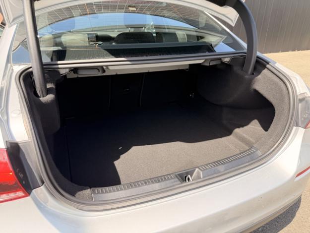 MERCEDES-BENZ Classe A 180 d Berline Business Line  