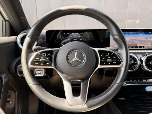 MERCEDES-BENZ Classe A 180 d Berline Business Line  