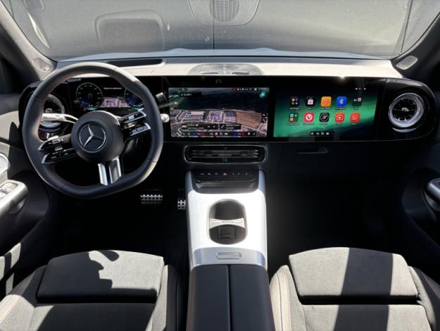 MERCEDES-BENZ GLB 250+ avec technologie EQ Limited Edition  GLB 250+ avec technologie EQ Limited Edition