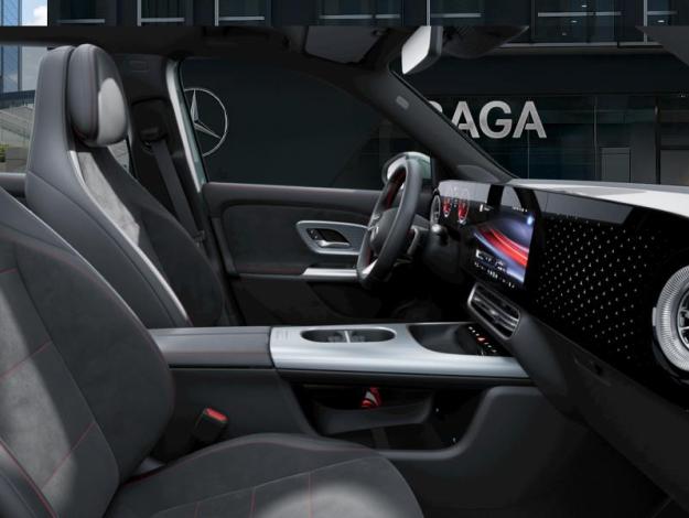 MERCEDES-BENZ GLB 180  GLB 180  140 Years Edition 