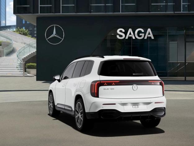 MERCEDES-BENZ GLB 180  GLB 180  140 Years Edition 