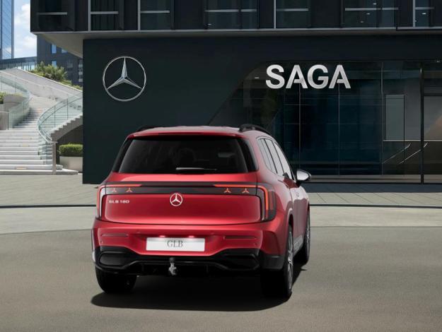 MERCEDES-BENZ GLB 180  GLB 180  140 Years Edition 