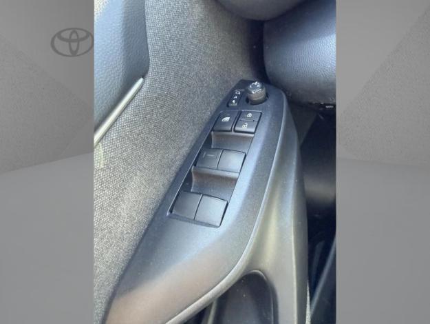 TOYOTA Yaris 116h Design  PACK CONFORT