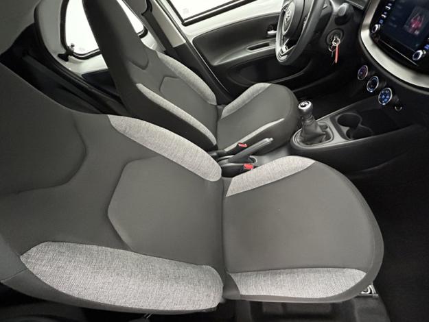 TOYOTA Aygo X 1.0 VVT-i 72 Dynamic  