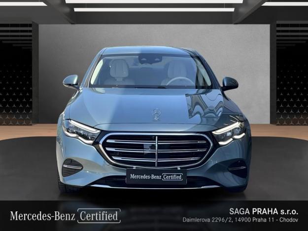 MERCEDES-BENZ Třídy E E 300 de 4MATIC s hybridní technologií EQ (8/22)