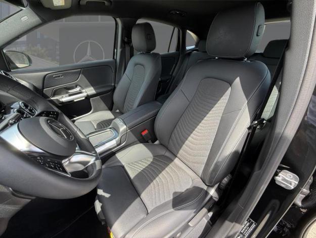 MERCEDES-BENZ GLA-Klasse GLA 180 d Off-Roader