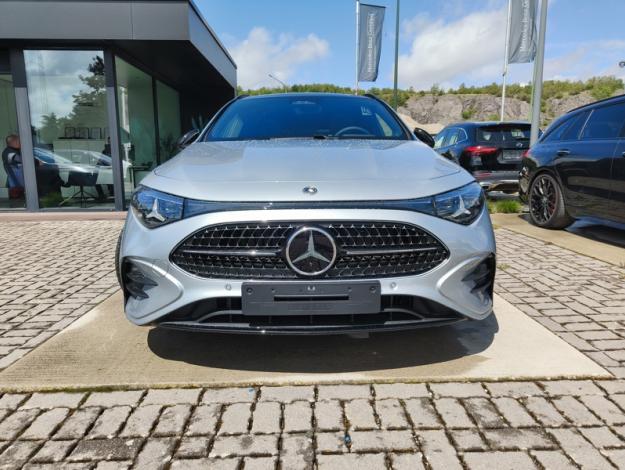 MERCEDES-BENZ CLA 180 CLA 180