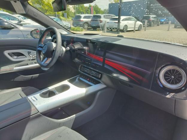 MERCEDES-BENZ CLA 180 CLA 180