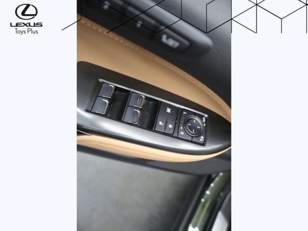 LEXUS NX 450H+ 4WD Executive  