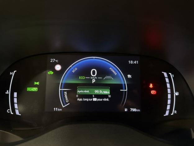 TOYOTA Yaris Hybride 116h Design  YARIS HYBRIDE 116H DESIGN PACK MY26