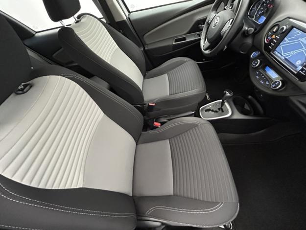 TOYOTA Yaris 1.5 100h France Business  