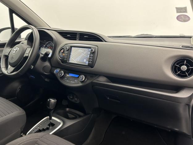 TOYOTA Yaris 1.5 100h France Business  