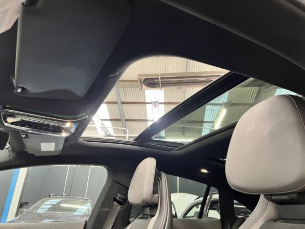 MERCEDES-BENZ EQE 300 Berline AMG Line Toit Pano  