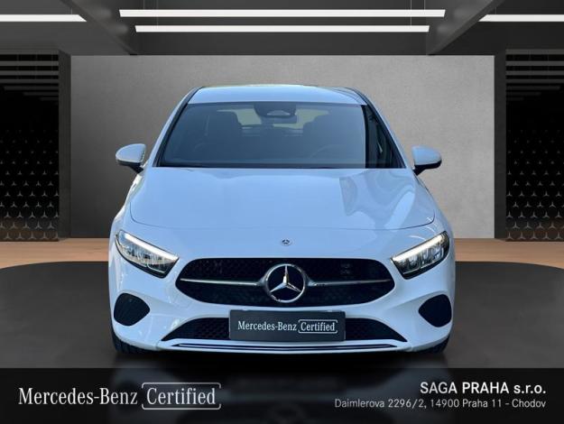 MERCEDES-BENZ A-Třída A 180 (8/21)